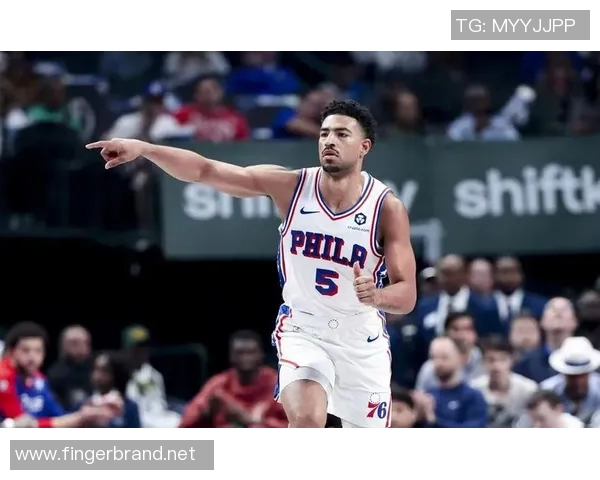 76人队宣布与格兰姆斯成功续约续约合同细节引发关注