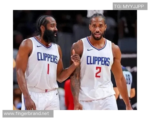 哈登15+11伦纳德10分 快船大比分不敌爵士