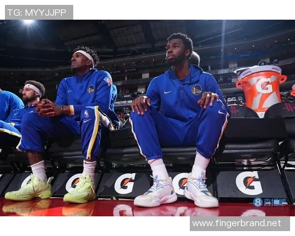 手感火热!小瓦格纳半场9中7得到19分&帮助魔术反超 手感火热!小瓦格纳半场9中7得到19分&帮助魔术反超