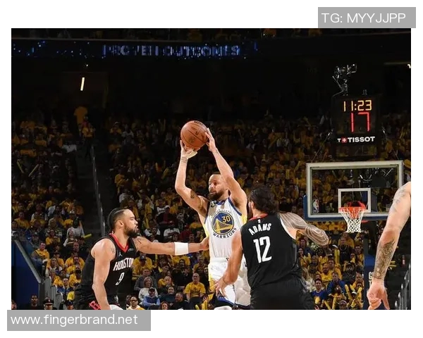 文班:库里在今天手感火热 我们显然没能限制他的发挥 文班:库里在今天手感火热 我们显然没能限制他的发挥