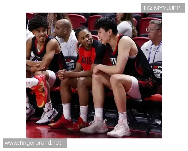 队记：开拓者的进攻风格就是快速+强硬+流畅 赛季首胜确认了这点