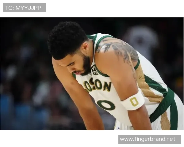 亚历山大狂妄发言遭全网群嘲！难道你把掘金尼克斯火箭当空气？