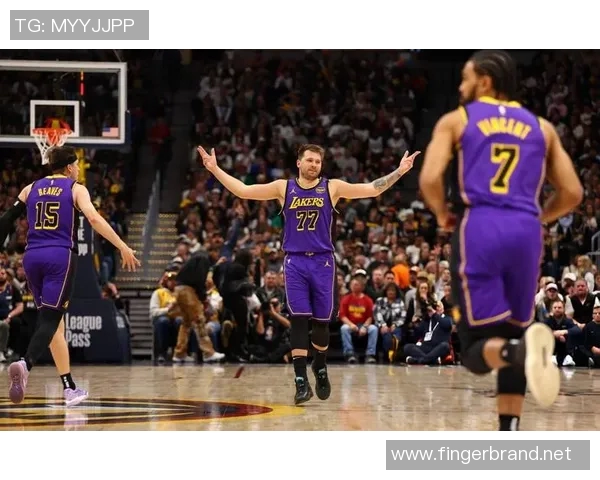 湖人队史最快2000分！东契奇独揽46分引领球队逆转